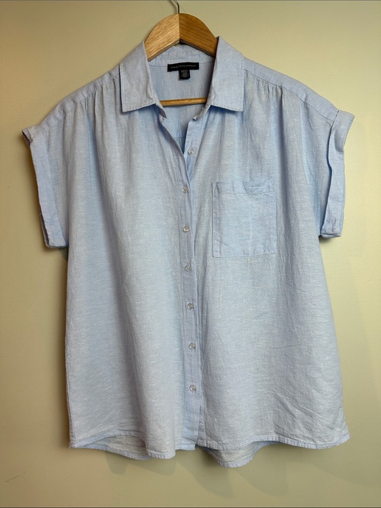 Saks Fifth Avenue Black Label Tops - Saks Fifth Avenue Linen cotton Black Label Short Sleeve Button-Down Shirt